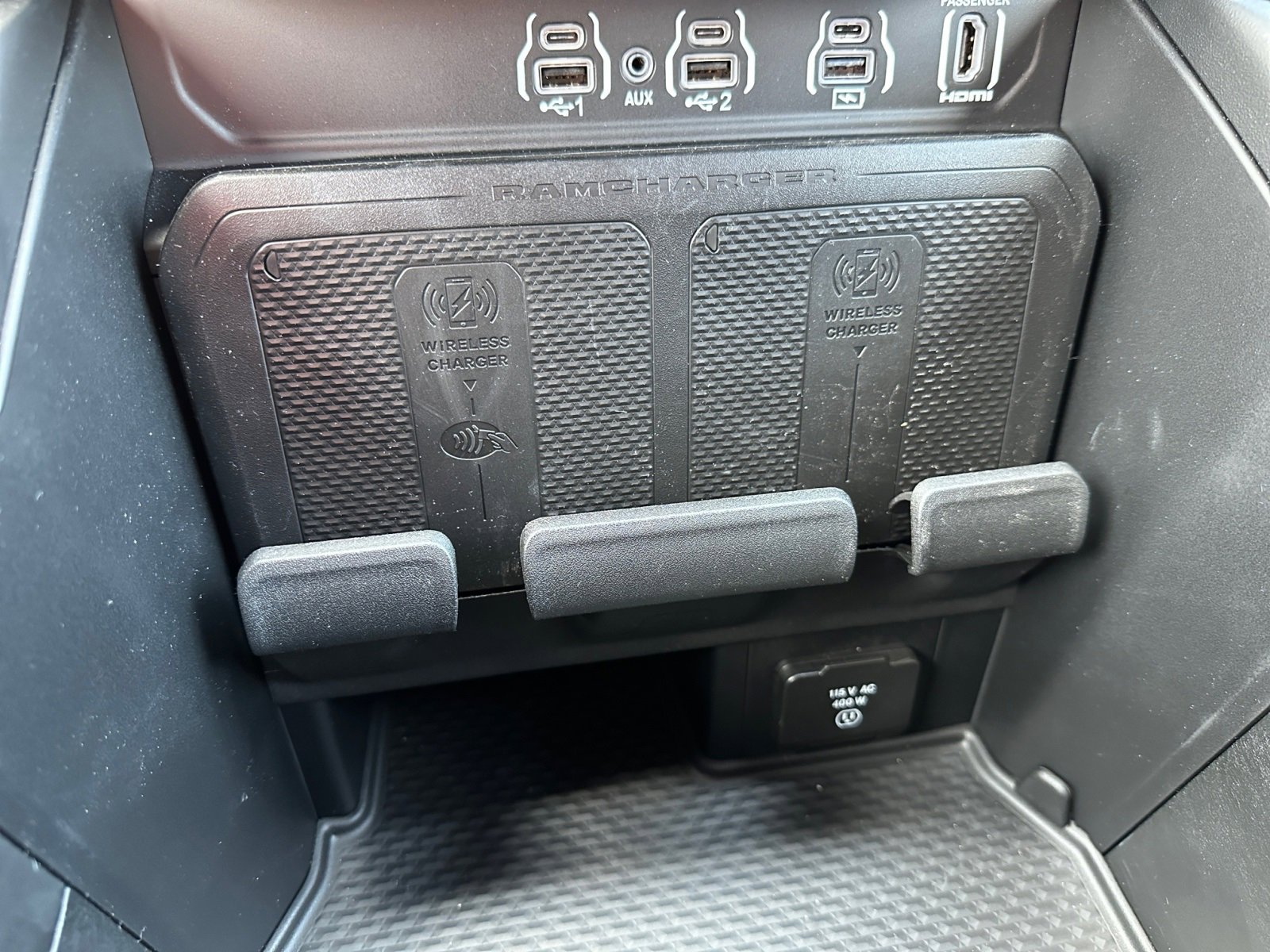 New 2025 RAM 1500 Limited image 26