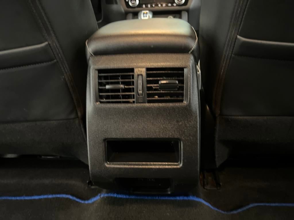 Used 2023 Mitsubishi Outlander SE image 23