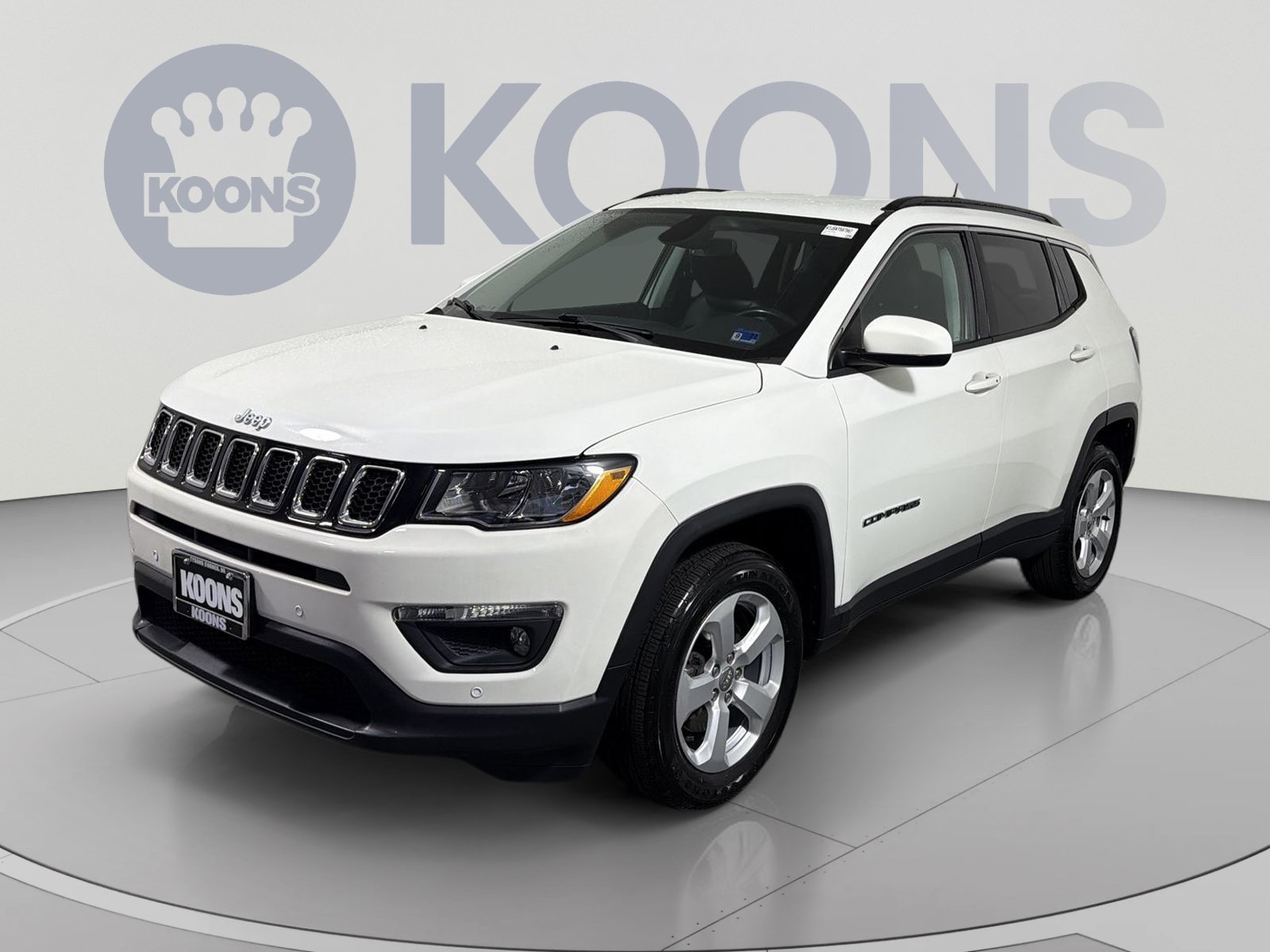Used 2019 Jeep Compass Latitude w/ Popular Equipment Group AWD/4WD image 1