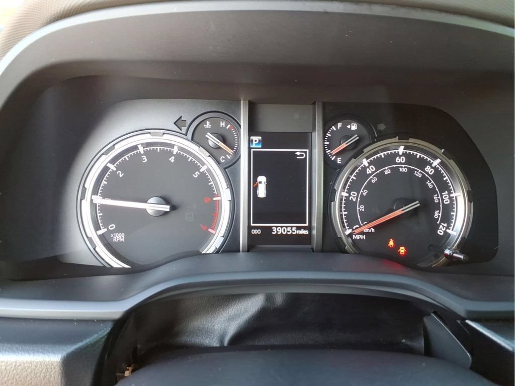 Used 2024 Toyota 4Runner TRD Sport w/ Technology Package AWD/4WD image 17
