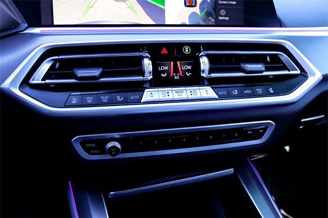 Used 2023 BMW X5 xDrive40i w/ Luxury Seating Package image 18