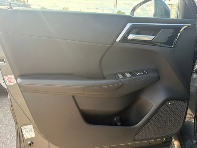 Used 2025 Mitsubishi Outlander SE AWD/4WD image 20