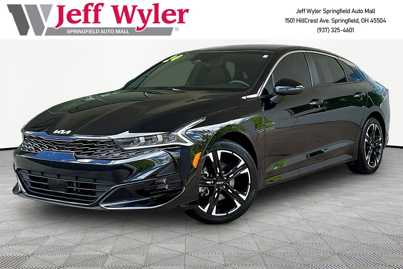 Used 2024 Kia K5 GT-Line w/ GT-Line Premium Package FWD image 1