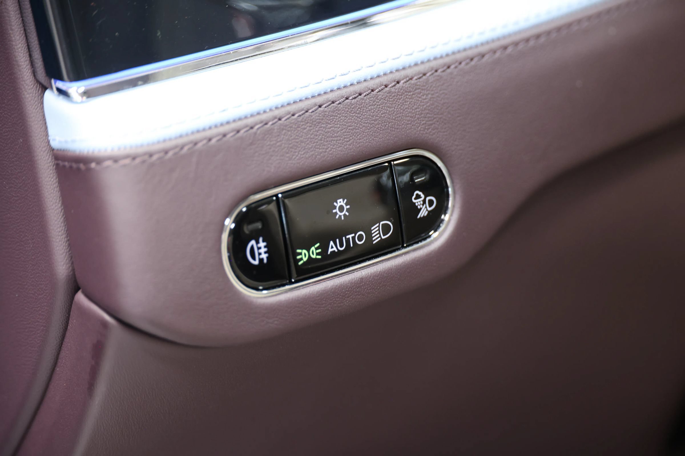 Used 2022 Bentley Flying Spur V8 AWD/4WD image 32
