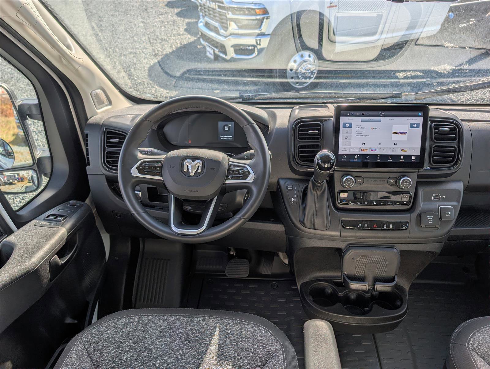 Used 2025 RAM ProMaster 1500 w/ Premium Convenience Group image 16