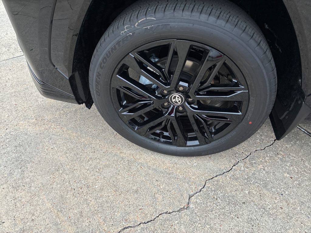 New 2026 Toyota RAV4 XSE image 36