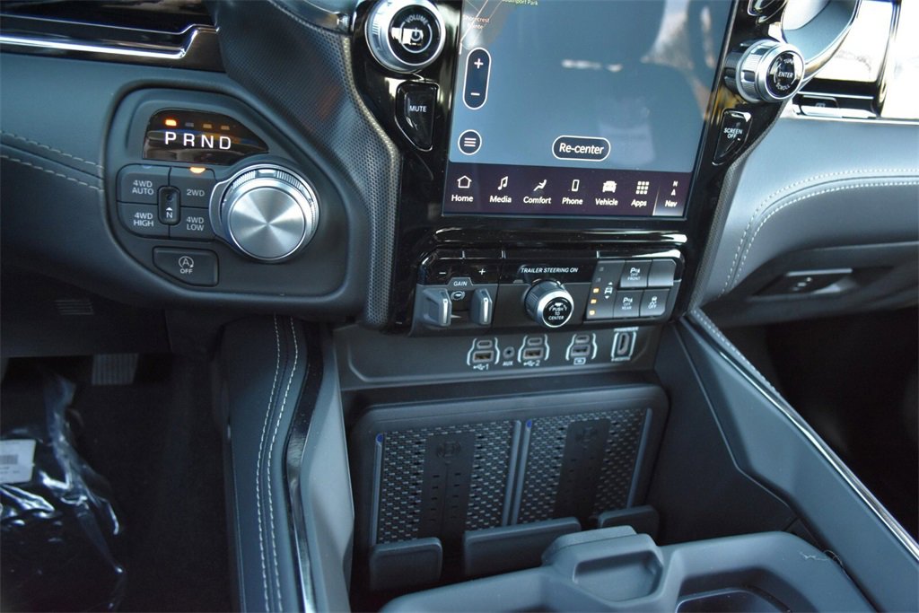 New 2026 RAM 1500 Limited w/ Trailer Tow Group image 20