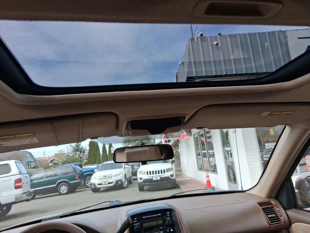 Used 2003 Honda CR-V EX image 16