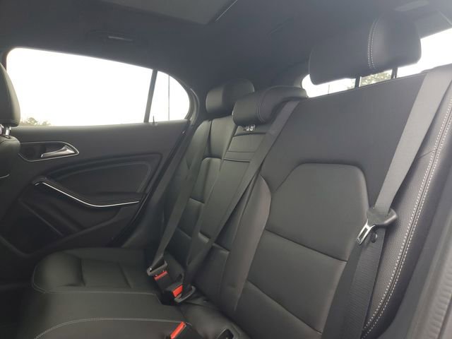 Used 2020 Mercedes-Benz GLA 250 4MATIC image 30