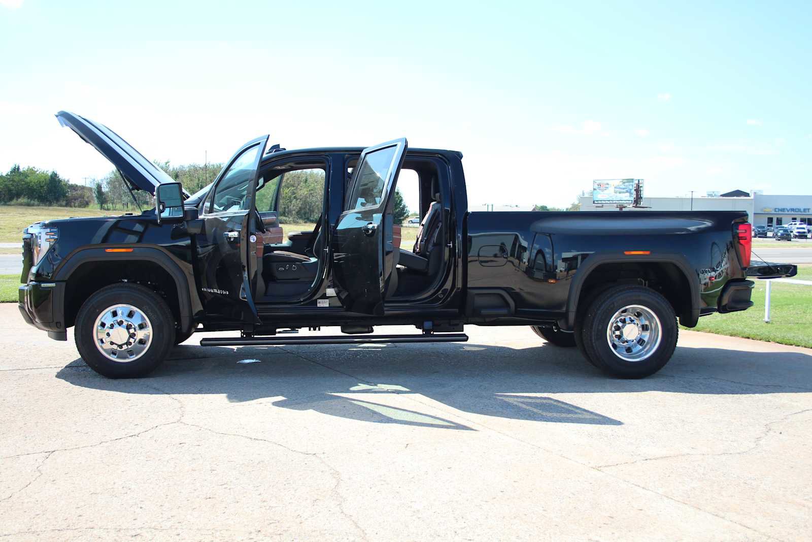 New 2026 GMC Sierra 3500 Denali Ultimate image 40