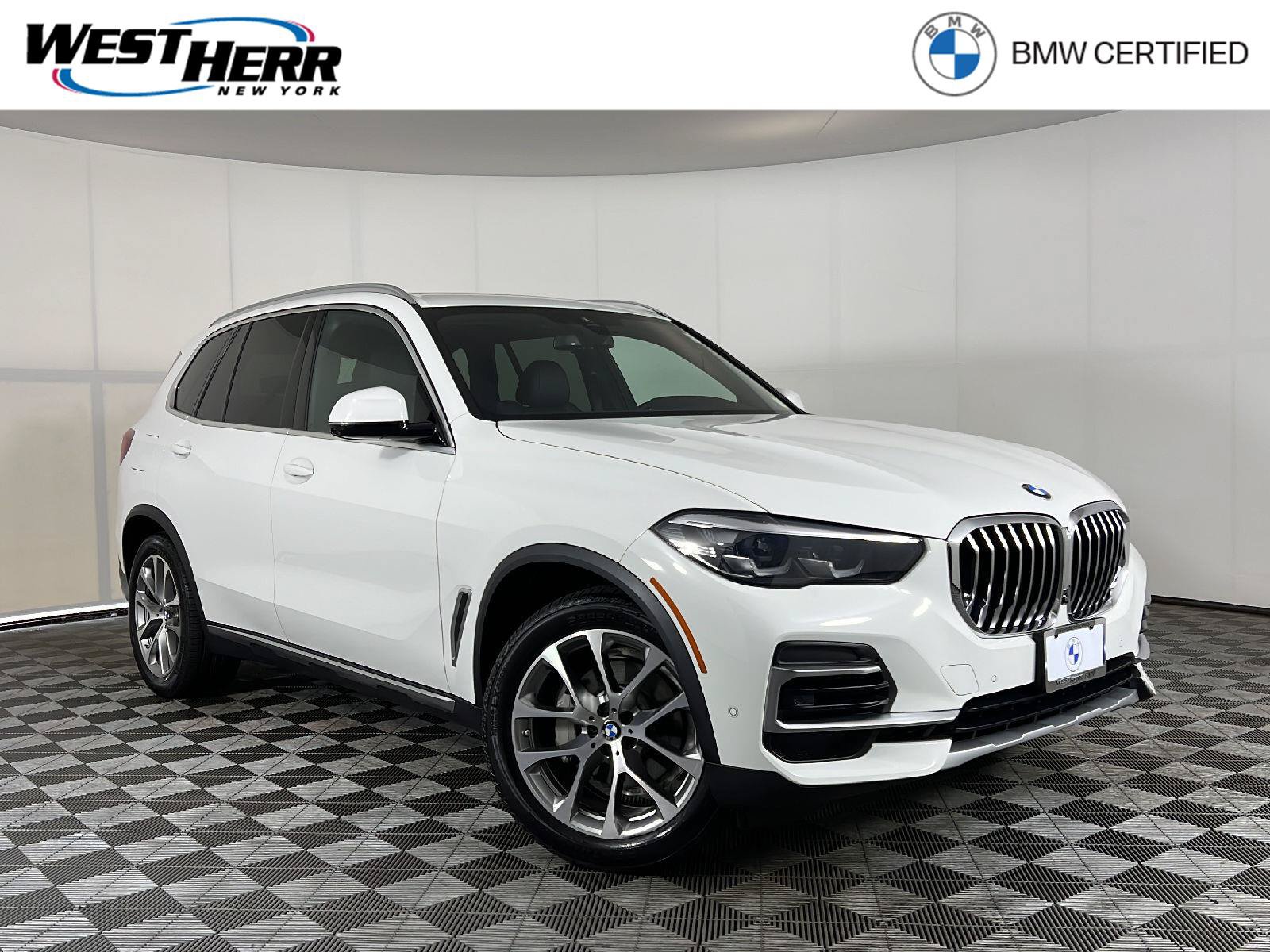 Used 2023 BMW X5 xDrive40i w/ Premium Package AWD/4WD image 1