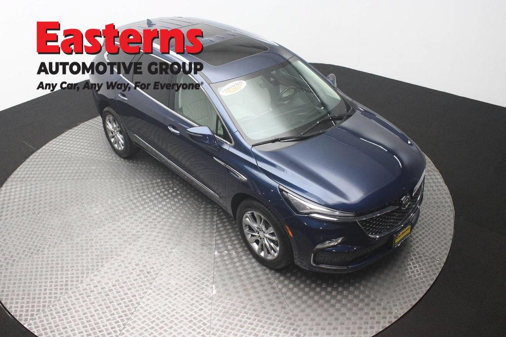 Used 2022 Buick Enclave Avenir w/ Avenir Technology Package AWD/4WD image 3