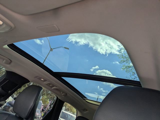 Used 2023 Volvo XC60 B5 Plus image 27