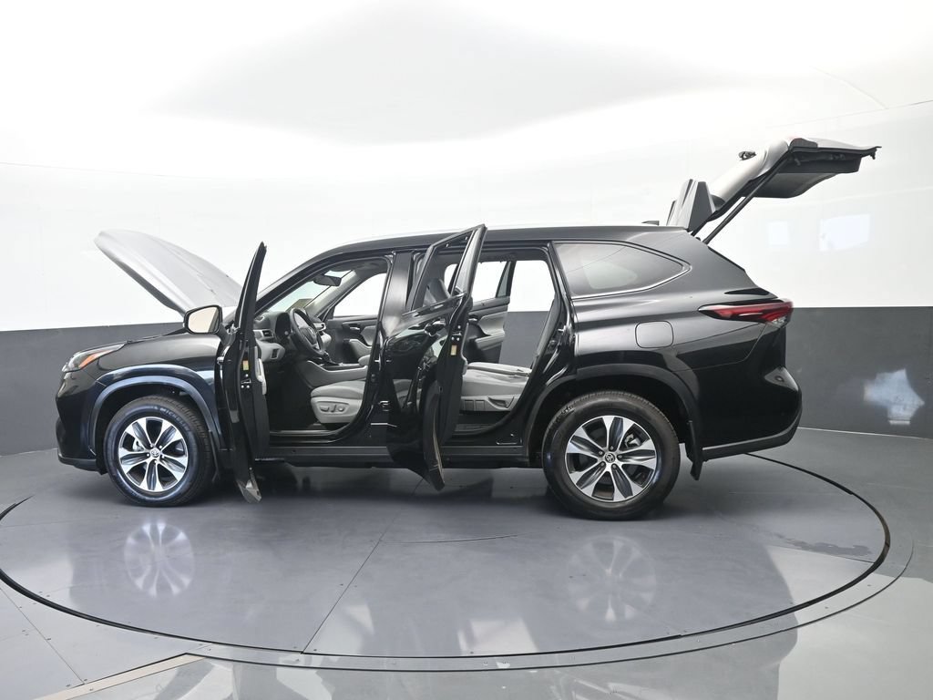 Used 2026 Toyota Highlander XLE AWD/4WD image 75