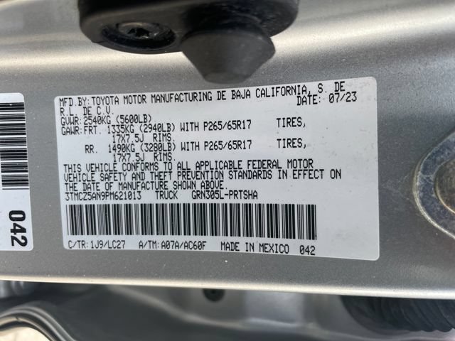 Used 2023 Toyota Tacoma TRD Sport w/ TRD Premium Sport Package AWD/4WD image 17