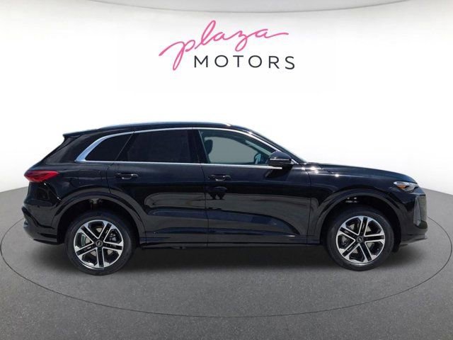 New 2026 Audi Q5 Premium AWD/4WD image 4