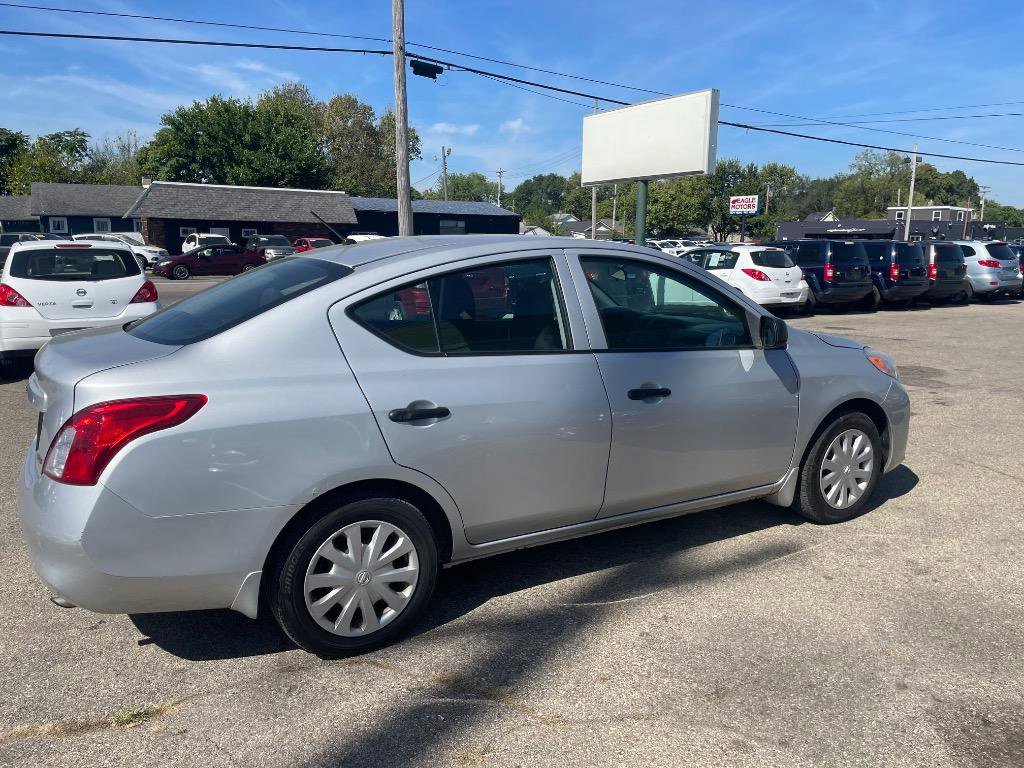Used 2014 Nissan Versa S image 5