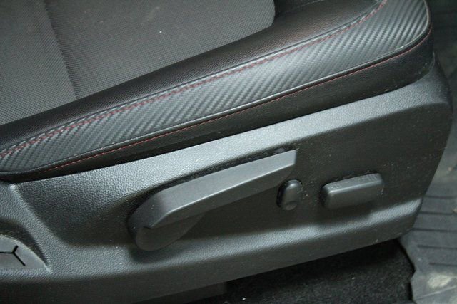 Used 2018 GMC Canyon All Terrain w/ All Terrain X Package image 10