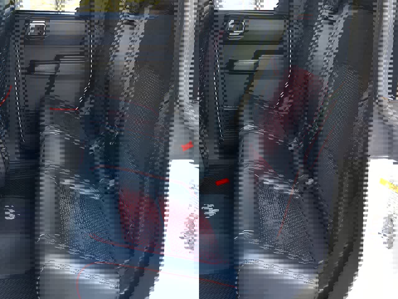 Used 2025 Ford Bronco Raptor w/ Interior Carbon Fiber Pack image 20