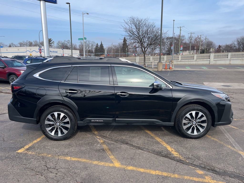Certified 2023 Subaru Outback Touring XT image 4