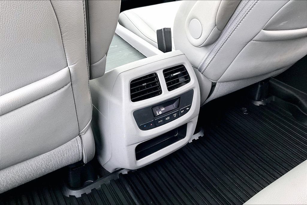Used 2018 Honda Pilot EX-L image 31