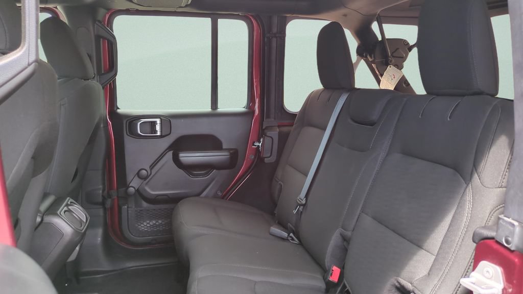 Used 2021 Jeep Wrangler Unlimited Sport AWD/4WD image 10
