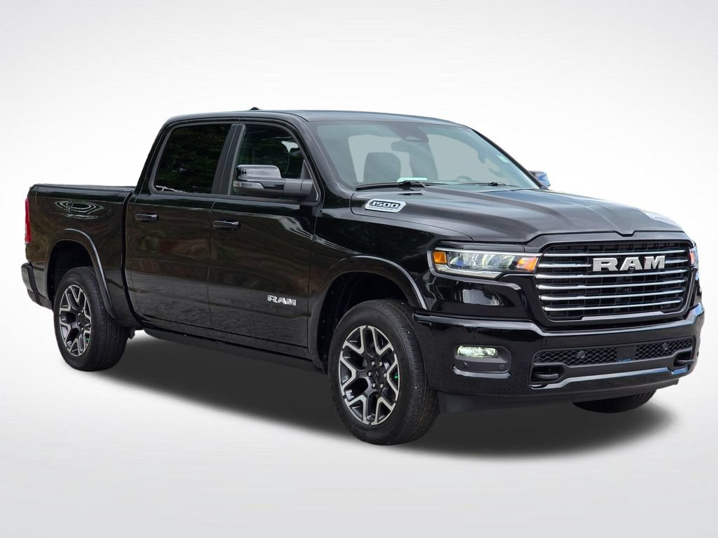 New 2026 RAM 1500 Laramie AWD/4WD image 14
