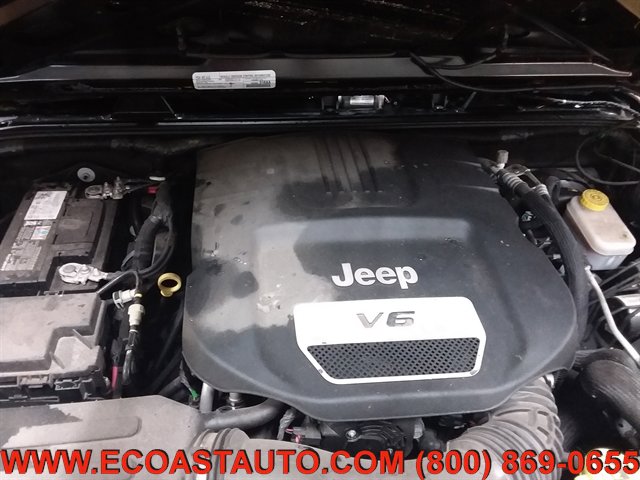 Used 2018 Jeep Wrangler Unlimited Sport S image 9