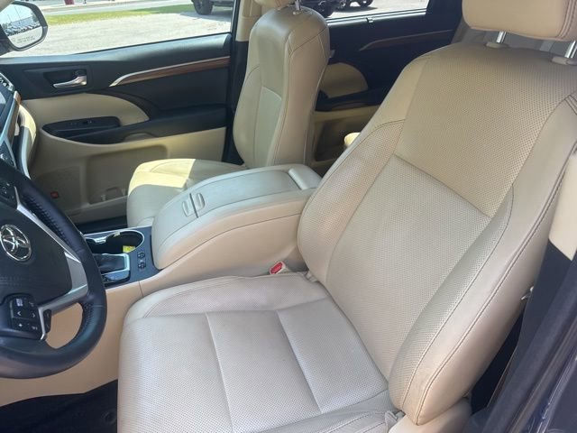 Used 2017 Toyota Highlander Limited FWD image 26