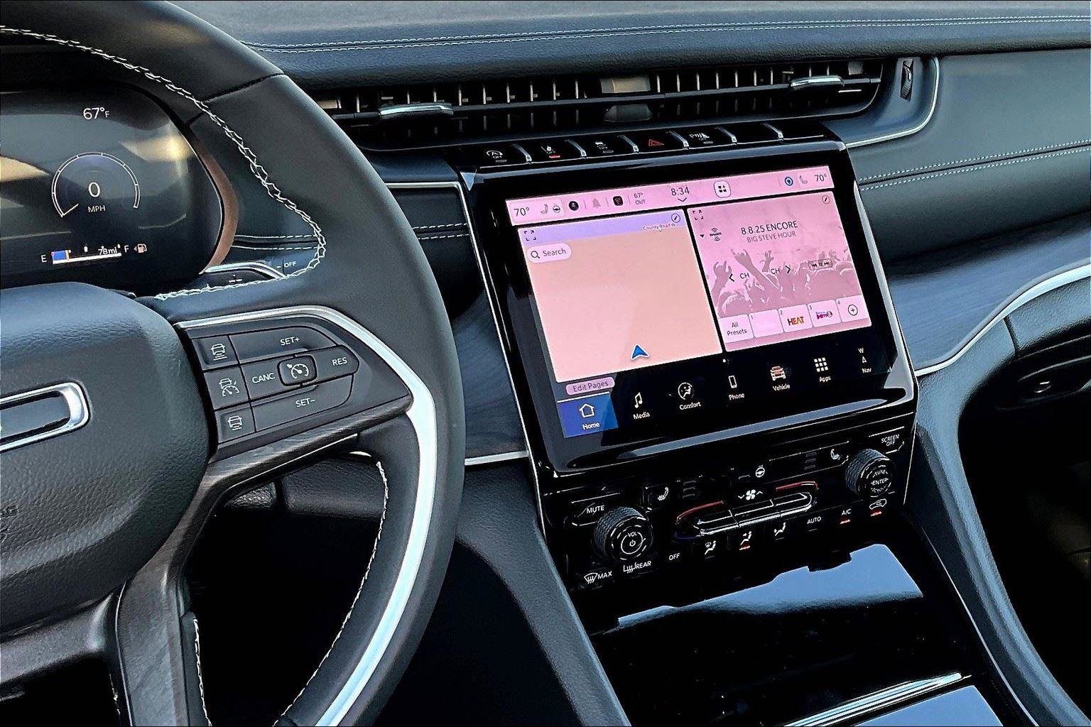 New 2025 Jeep Grand Cherokee L Limited w/ Trailer Tow Package image 6