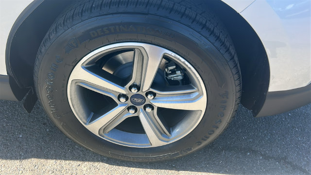 Certified 2019 Ford Edge SEL w/ Equipment Group 201A FWD image 6
