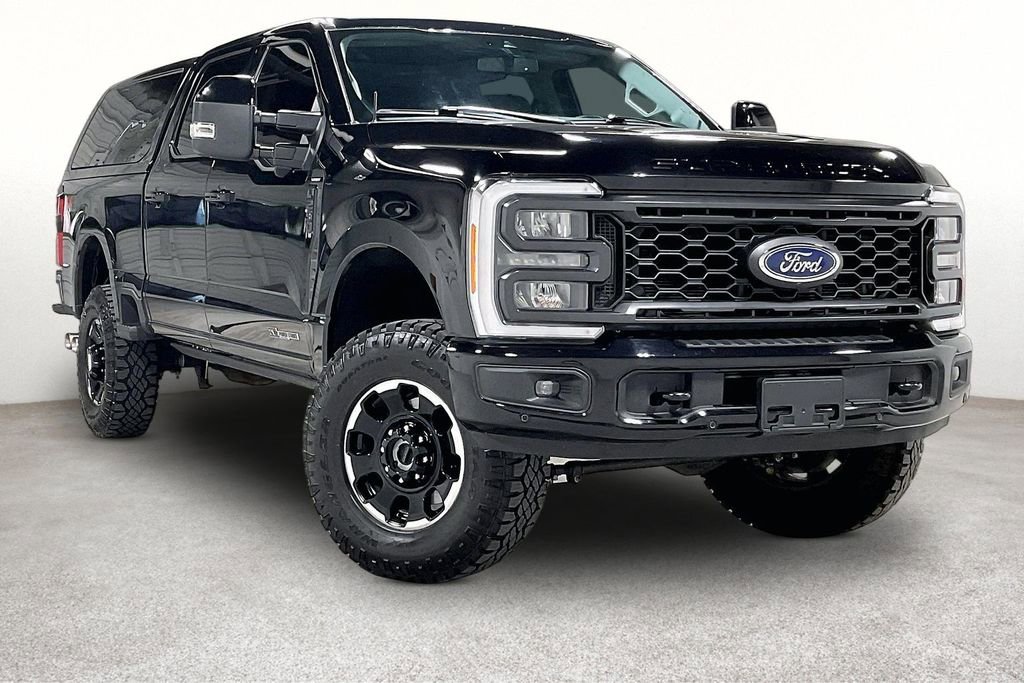 Used 2023 Ford F250 Lariat w/ Lariat Ultimate Package AWD/4WD image 1