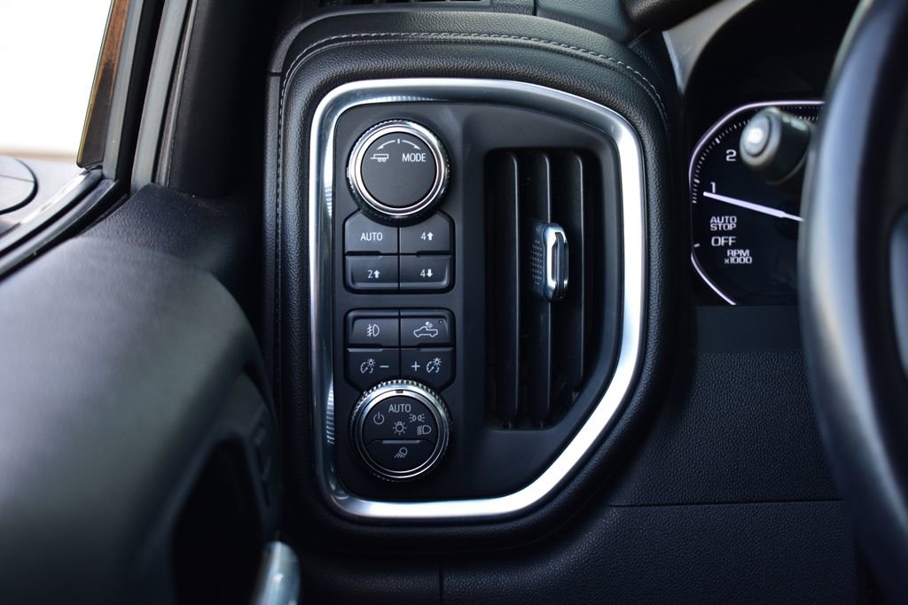 Used 2021 GMC Sierra 1500 SLT AWD/4WD image 44