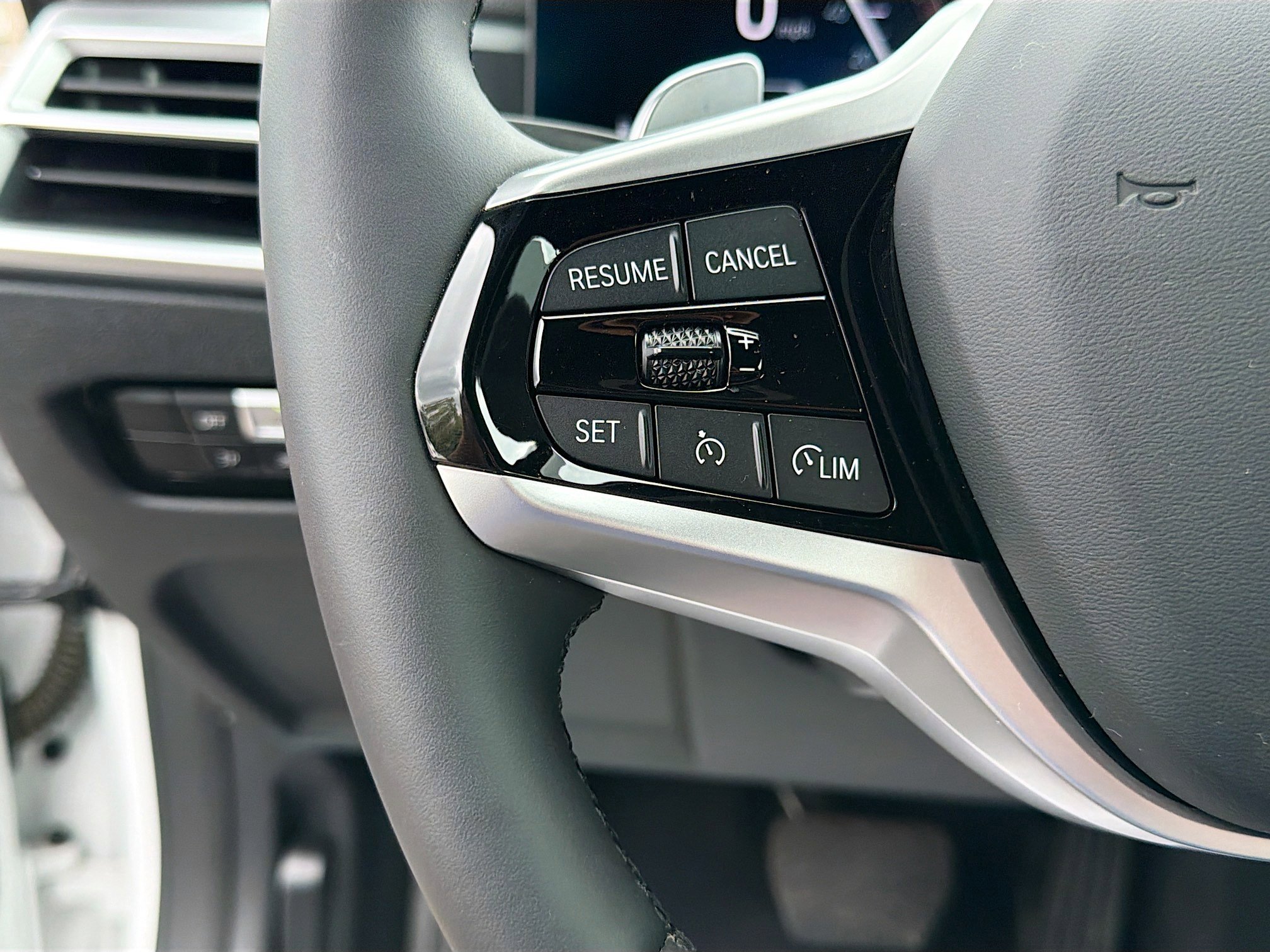 Used 2026 BMW 430i Convertible image 36