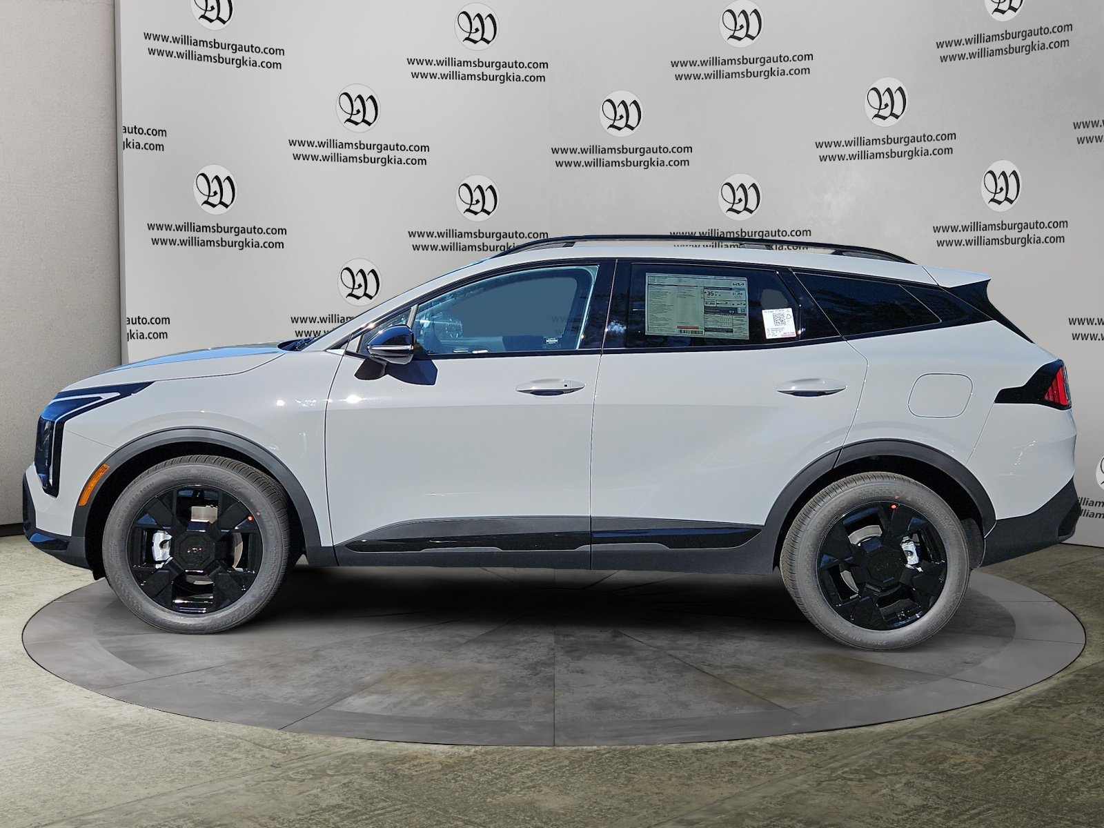 New 2027 Kia Sportage X-Line AWD/4WD image 2