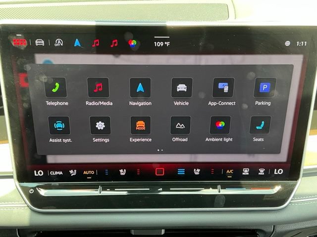 Certified 2025 Volkswagen Tiguan SEL R-Line AWD/4WD image 27