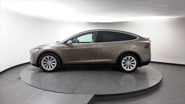 Used 2016 Tesla Model X 90D AWD/4WD image 3