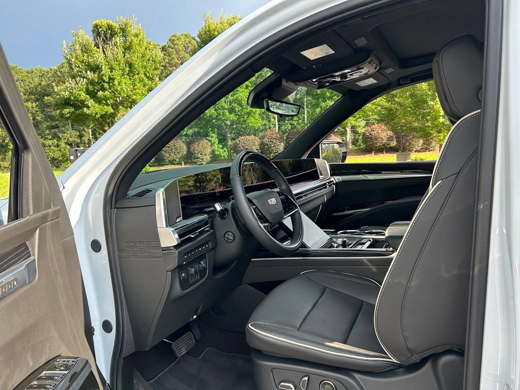 Used 2026 Cadillac Escalade Sport w/ Touring Package AWD/4WD image 43