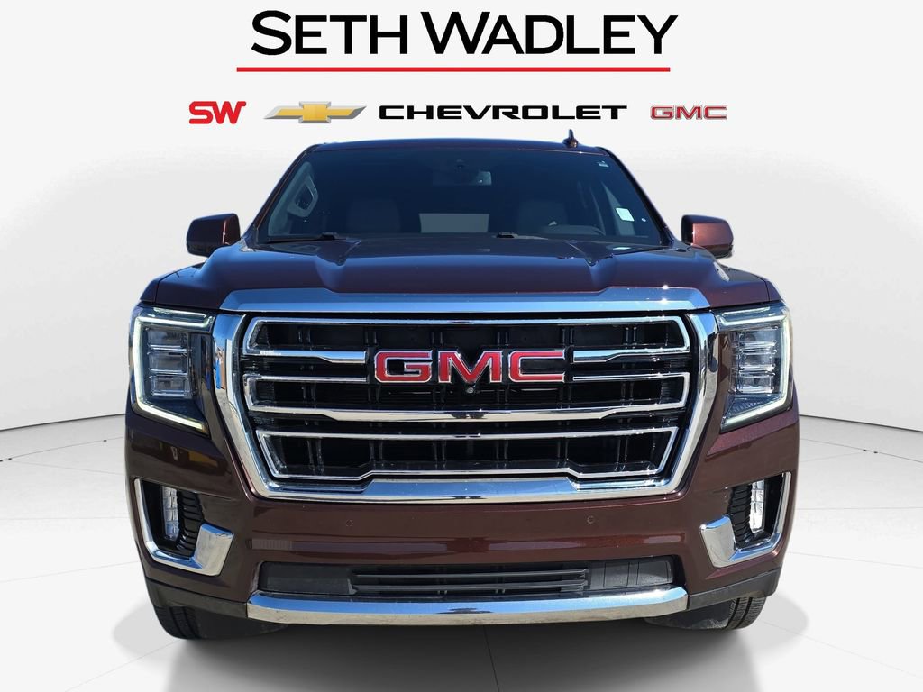 Used 2023 GMC Yukon SLT w/ SLT Premium Package image 2