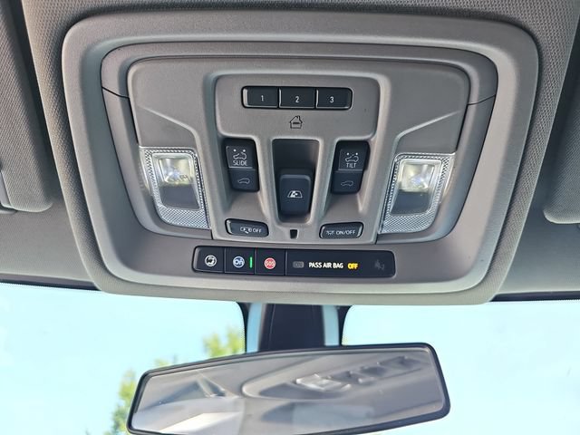Used 2020 Chevrolet Silverado 1500 RST AWD/4WD image 31