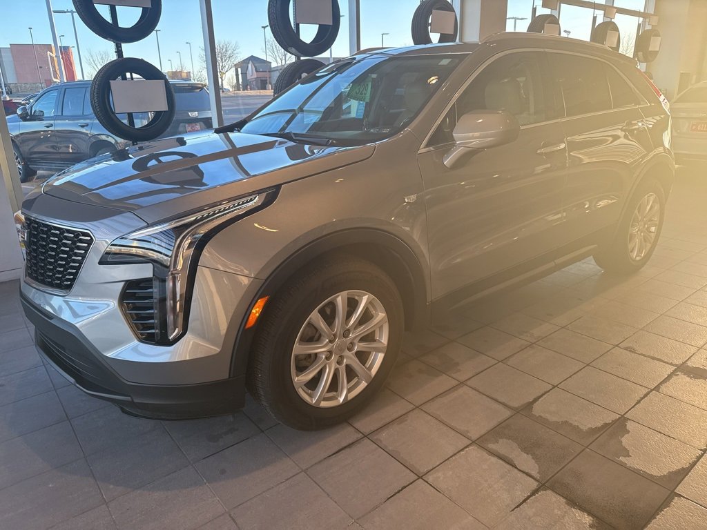 Used 2023 Cadillac XT4 Luxury w/ Cold Weather Package video 1