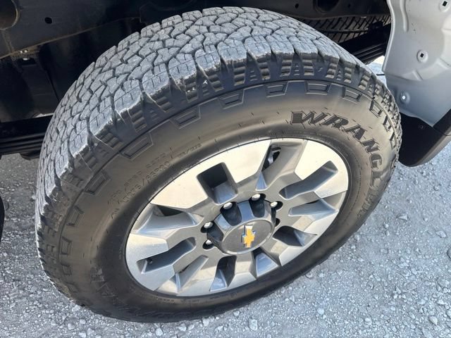 Used 2026 Chevrolet Silverado 2500 Custom w/ Custom Value Package AWD/4WD image 27