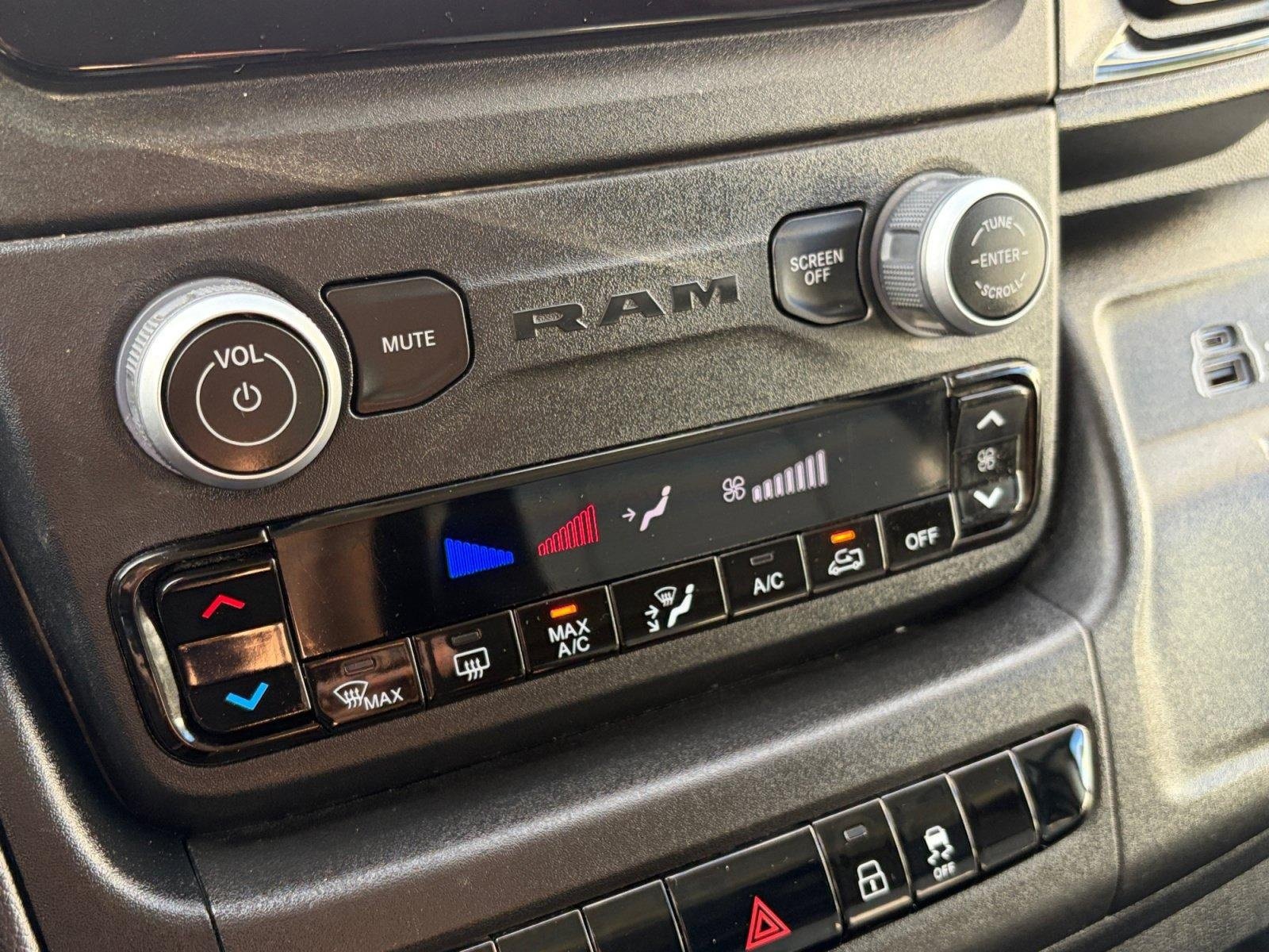 Used 2023 RAM ProMaster 2500 FWD image 16