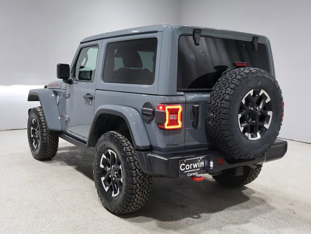 Used 2025 Jeep Wrangler Rubicon w/ Convenience Group AWD/4WD image 5