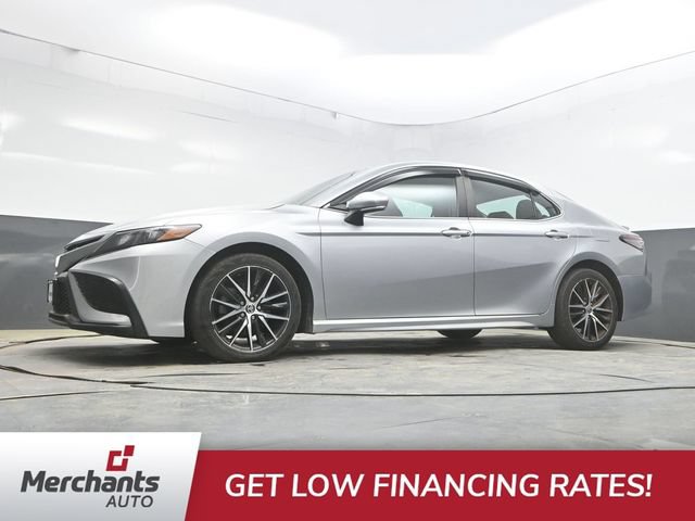 Used 2022 Toyota Camry SE FWD image 31