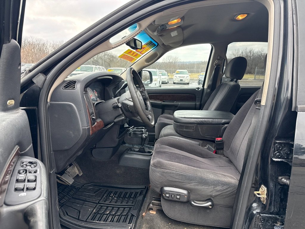 Used 2005 Dodge Ram 1500 Truck SLT w/ Quad Cab Big Horn Value Group image 9