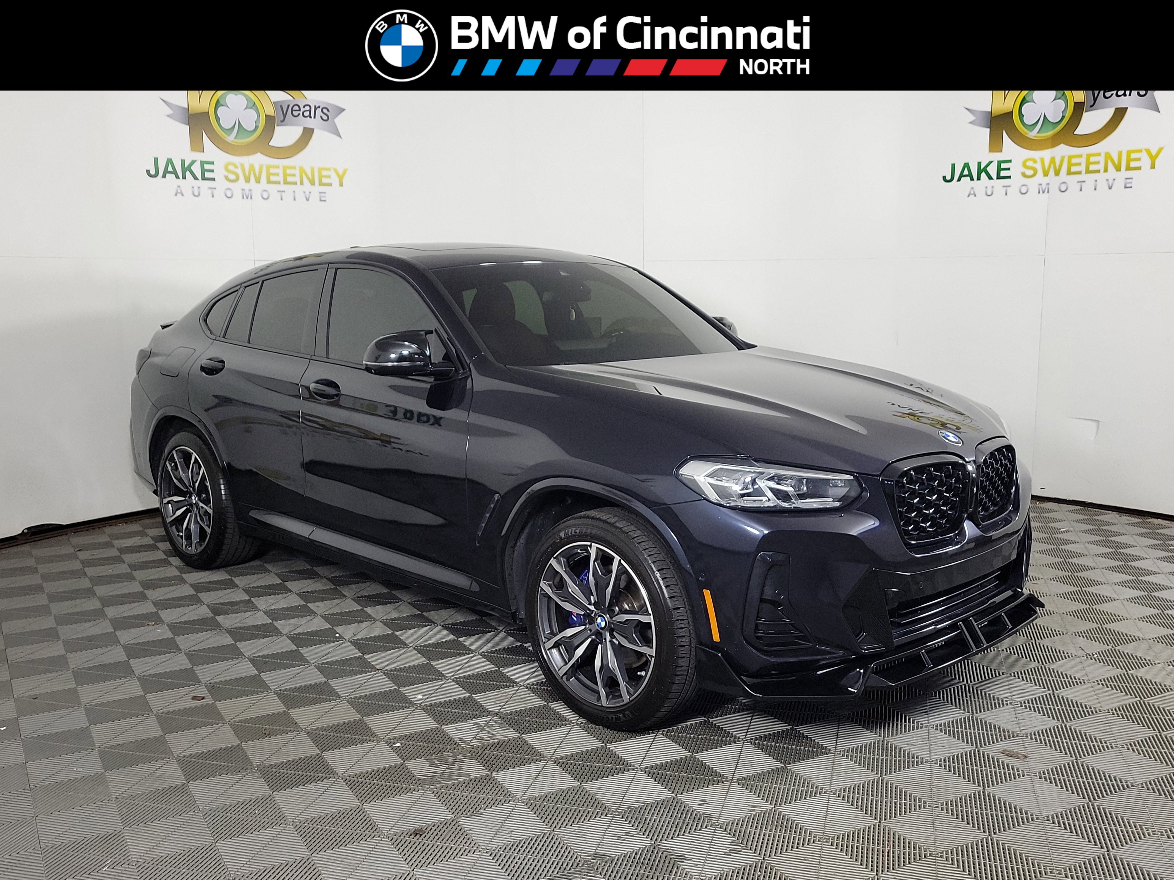 Used 2022 BMW X4 xDrive30i w/ M Sport Package image 1
