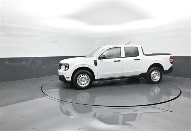 New 2025 Ford Maverick XL image 4