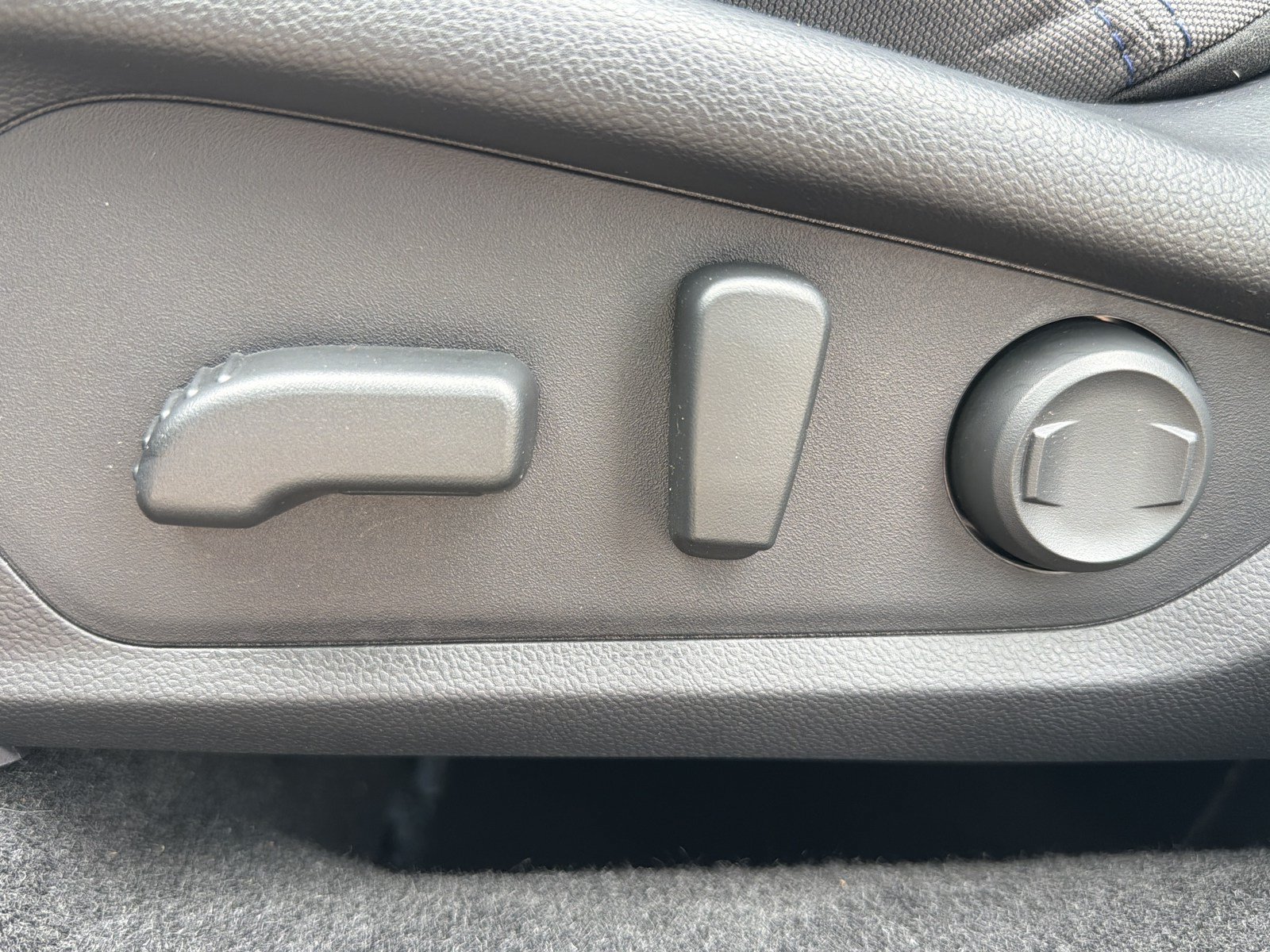 Used 2026 Subaru Forester Premium AWD/4WD image 19