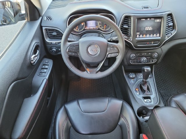 Used 2022 Jeep Cherokee Trailhawk AWD/4WD image 26